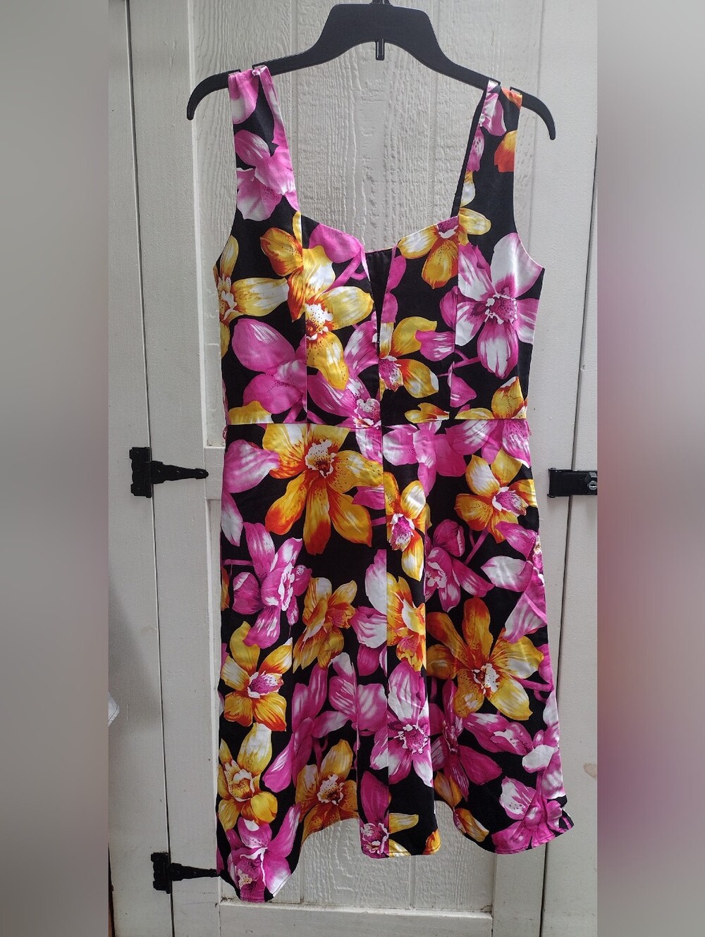 Scarlett Floral Dress Size 9,10